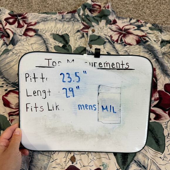 Mens Tommy Bahama Hawaiian Flowers 100% Silk Button Up Shirt W/ Wooden Button~ M - Picture 7 of 7